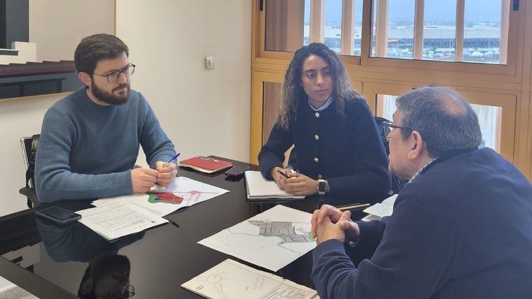 La alcaldesa afirma que el Gobierno del PP dejó perder subvenciones en el Parque Industrial