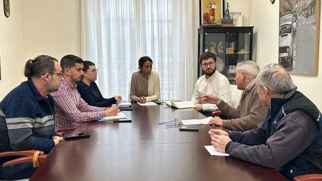 Suspendida la actividad lectiva en Alhama esta tarde por las lluvias