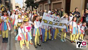 VÍDEO/FOTO La alegría del circo, de la mano del colegio Azaraque