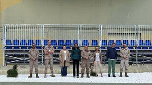 La alcaldesa y tres ediles visitan el Escuadrón de Vigilancia Aérea EVA 13