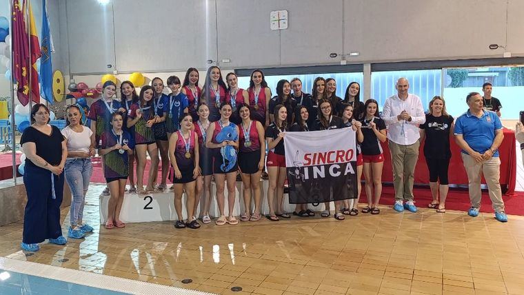 El 18º Campeonato de Natación Artística trae a Alhama a cerca de 200 participantes