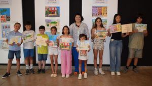 Alumnos del Azaraque, Antonio Machado y Sierra Espuña ganan el Certamen de Pintura
