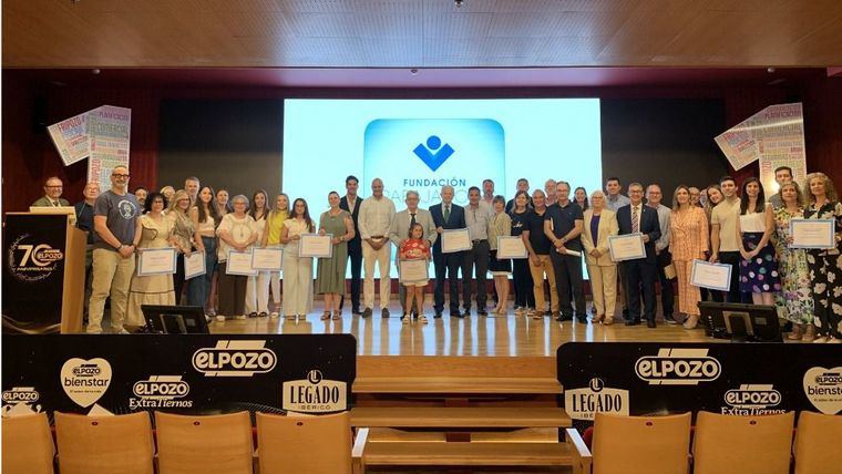 La Fundación de Trabajadores de ElPozo entrega 30.000 euros para proyectos sociales