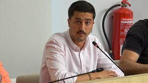 PP: Con el puño en alto, pero para lo que les interesa