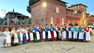 Intensa jornada cultural del Villa de Alhama en el Festival de Galliate