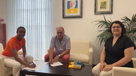 El Ayuntamiento firma un acuerdo con la Junta de Cofradías por un valor de 30.000 euros