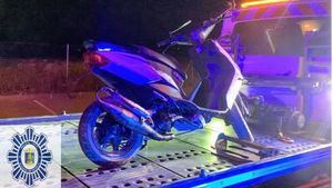 La Policía Local retira ciclomotores con modificaciones ilegales