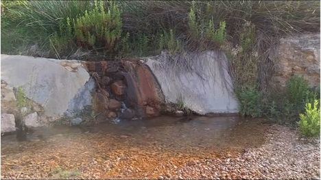 Estamos en agosto y en Gebas el agua aún corre por el Saltador