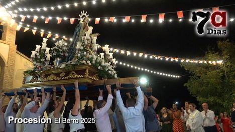 Solemne procesión por el centro de El Berro de la Virgen de los Dolores