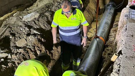 Obras de mejoras en la red de abastecimiento al Condado y Polígono