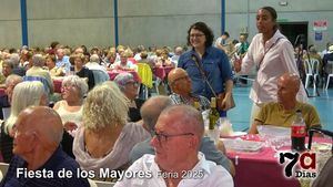 Los mayores hacen del Pabellón Sierra Espuña una gran pista de baile