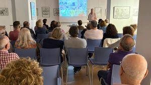 Conferencia de Alfonso Cerón sobre artistas y la salud mental