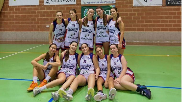 Primera victora del Cadete femenino zonal gracias a su defensa
