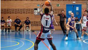 Derrota del Sénior en su visita al líder de la competición