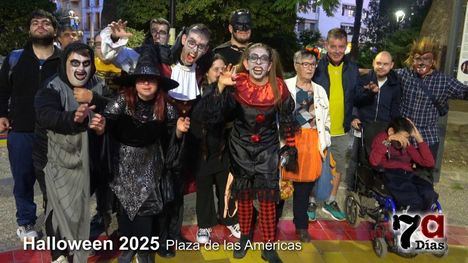 Halloween reúne en la Plaza de las Américas el terror más divertido