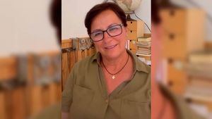 Sánchez Blesa dedica una poesía todo lo que ha llorado en su vida