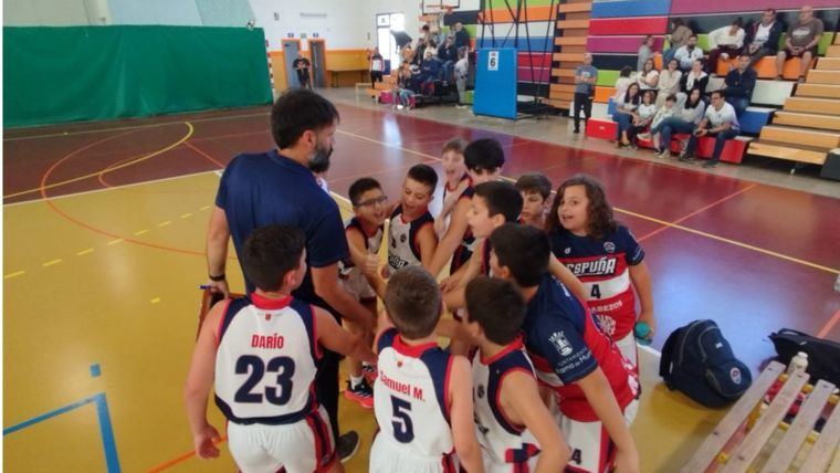 Gran victoria del equipo de Minibasket en el que todos aportaron