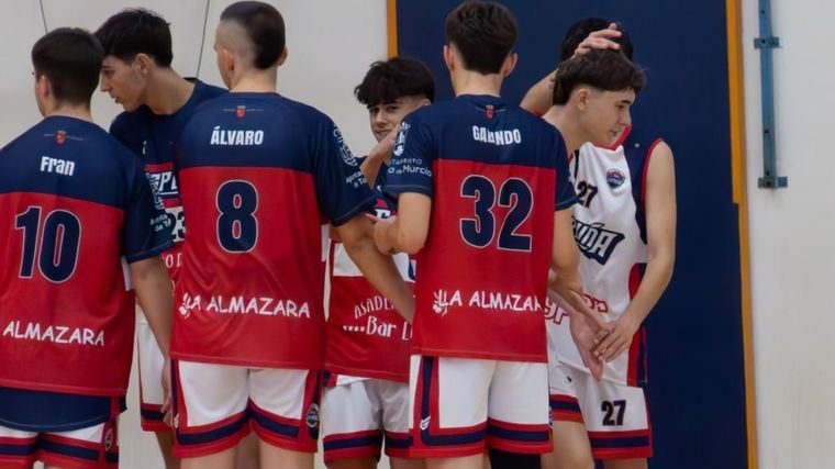 El Junior Oro perdió las opciones de ganar en un mal segundo cuarto