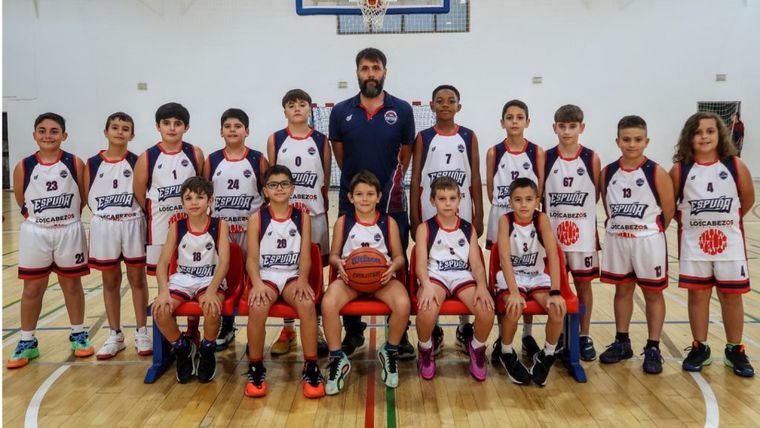 Luces y sombras de los pequeños del club ante el CB Mula