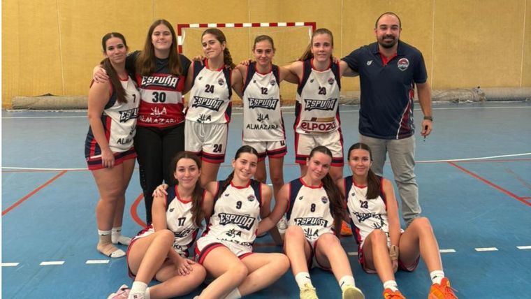 Tercera victoria del Cadete Femenino en su visita a Murcia