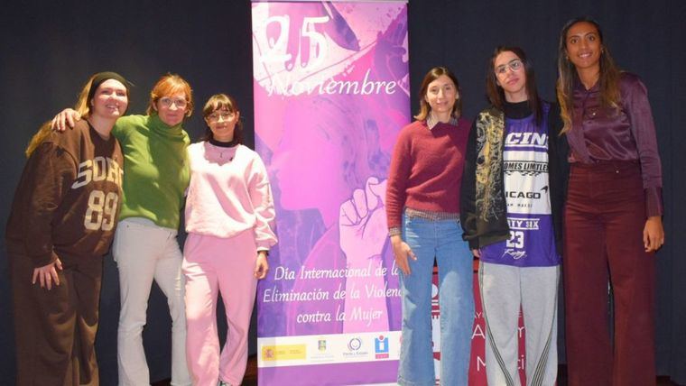 Rosa Sánchez: 'La lucha contra la violencia hacia las mujeres no es sólo cuestión de un día'