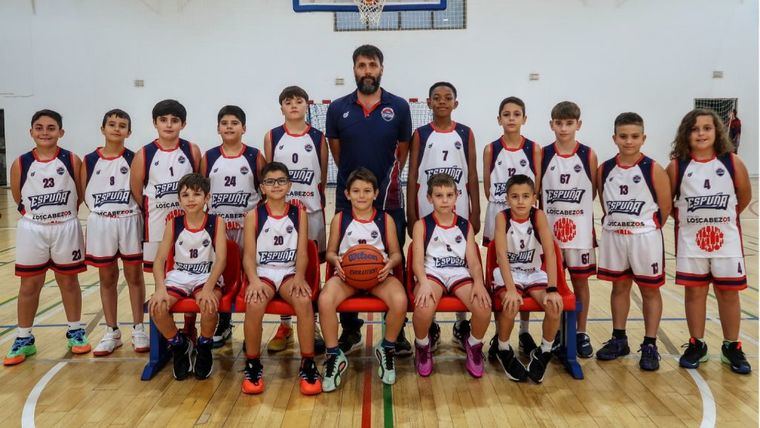 Partido igualados de los alevines, que perdieron en la prórroga