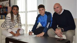 Convenio con el Club Atletismo Alhama por 1.500 euros