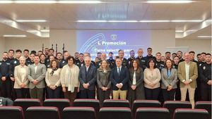 Comienza la formación de tres nuevos policías locales de Alhama