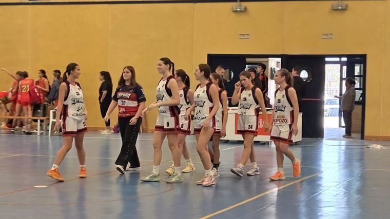 Gran trabajo del Cadete Femenino Zonal, sin perder la cara al partido