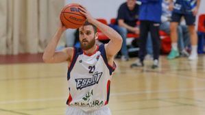 Difícil partido en Murcia de un Sénior con sólo 7 jugadores y sin su entrenador principal