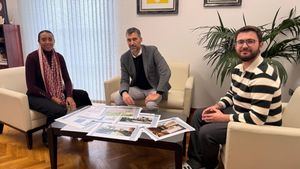 Rosa Sánchez:"Un hotel de 5 estrellas, en Condado de Alhama"