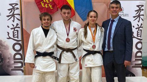 Una plata y un bronce para el judo alhameño en el Regional Júnior