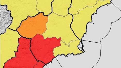 Alerta roja en Alhama por lluvias intensas hasta las 6:00 horas