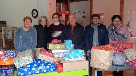 La Fundación Primafrio dona medio centenar de juguetes a la ONG Un Poco es Mucho