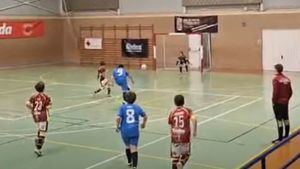Los alevines de la AD Alhama FS caen ante el líder pese a los dos goles de Fernandito