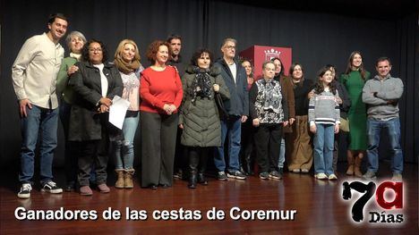 Entrega de las cestas de Coremur a los once ganadores de Alhama
