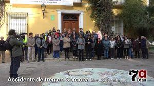 Alhama guarda un minuto de silencio por las víctimas y heridos del accidente de tren