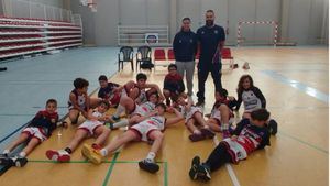 La defensa fue clave en la victoria del Alevín, que ganó con claridad