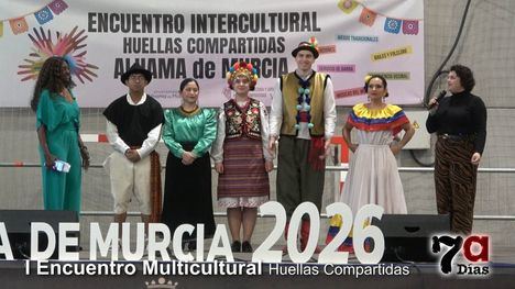 Exhibición cultural de nuestros vecinos venidos de otros países