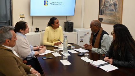 Rosa Sánchez: 'Encuentro con la Delegación Saharahui'