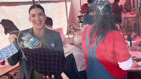 María Cánovas: 'Almuerzo Chirigotero alhameño'