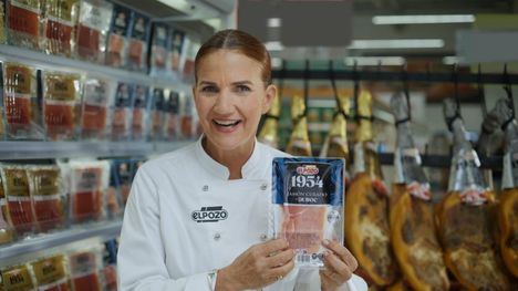 Fotograma del nuevo spot de ElPozo 1954, protagonizado por Samantha Vallejo-Nájera