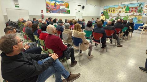 Rosa Sánchez: 'Reunión con vecinos de Nueva Espuña, El Vínculo, La Carrasca y Vercasas'