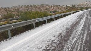 Intensa granizada a primera hora de esta tarde en Lorca