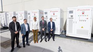 Abre una nave con alta autonomía energética en el Parque Industrial