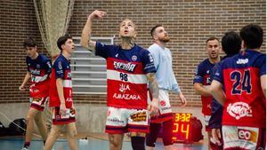 El Sénior mejoró tras el descanso, pero sin dar la vuelta al resultado