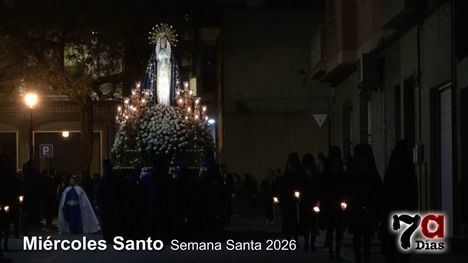 Los azules procesionan con la devoción de los mayores y la alegría de los más pequeños