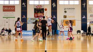 Remontada de carácter de Cadete Femenino Zonal tras el descanso