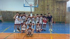 El Infantil Plata ganó en casa del líder en un partido apasionante