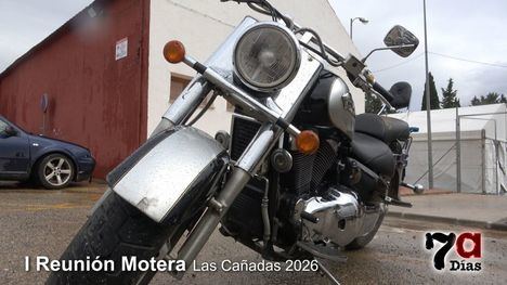 La lluvia se sumó a la I Reunión Motera de la fiesta de Las Cañadas